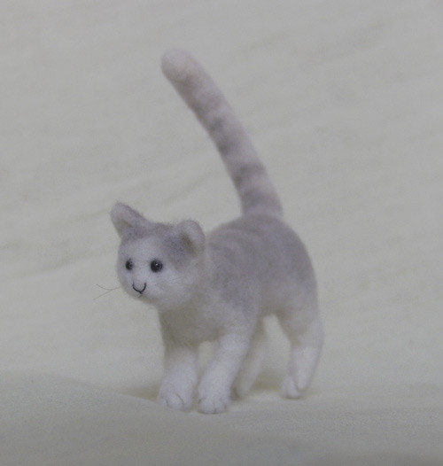 miniature needle felted cat
