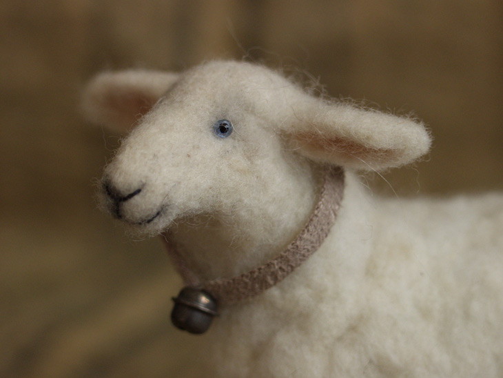  needle-felted sheep (close-up side view)