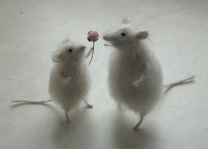 two stuffed mice