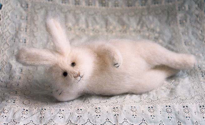 кролик отдыхает