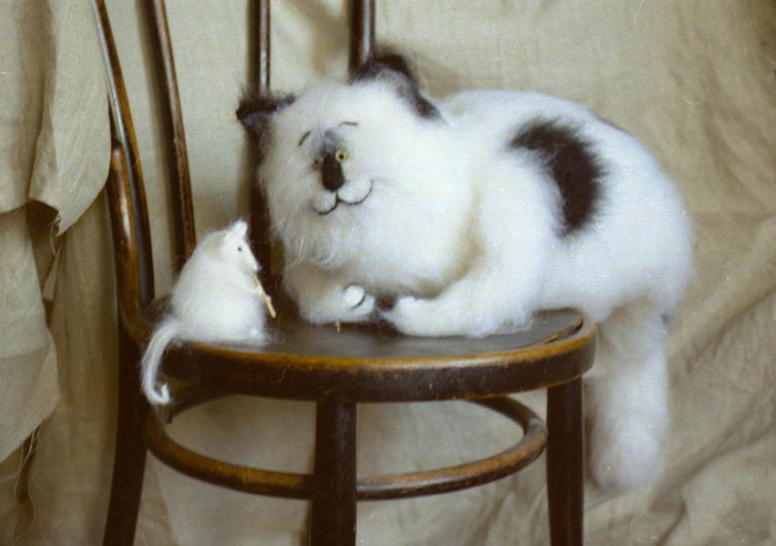 кот и мышка