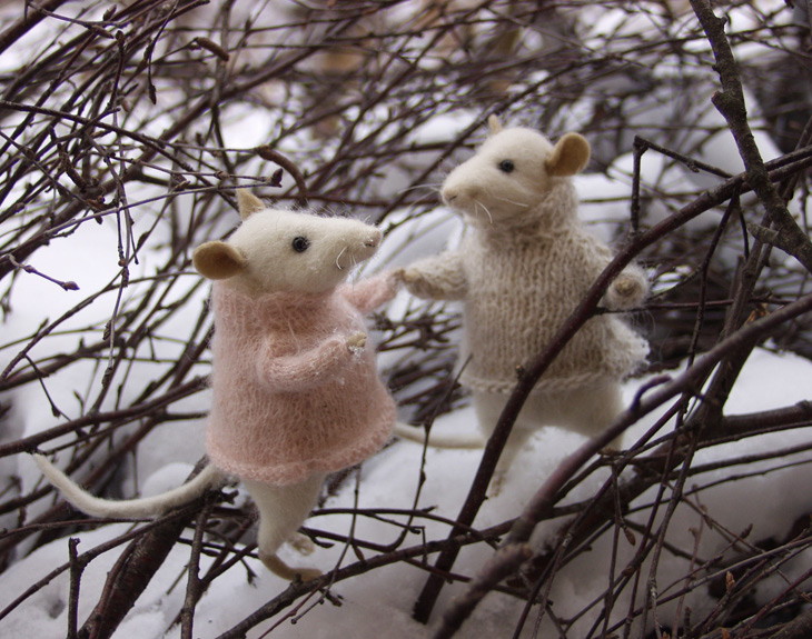 mice on snow